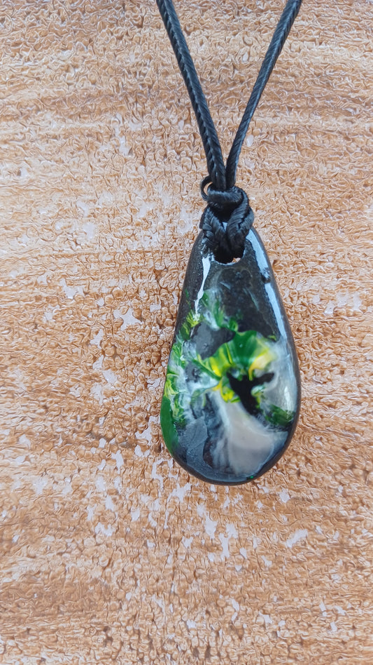 Painted stones   P. 24