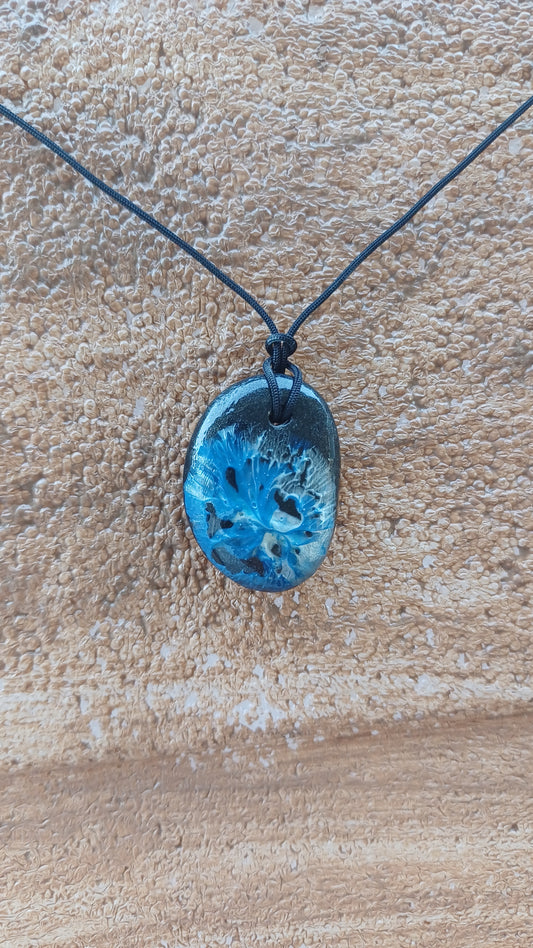 Painted stones  P. 28