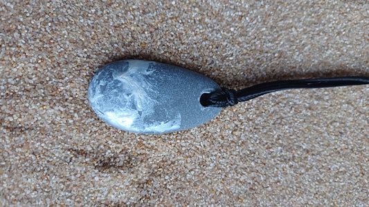 Painted stones   P. 43