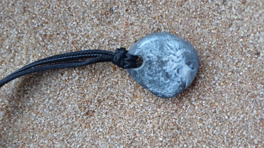 Painted stones   P. 39